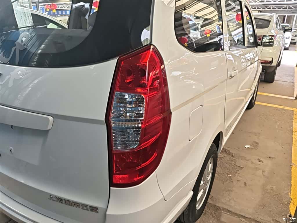 Wuling Hongguang, 2016 8