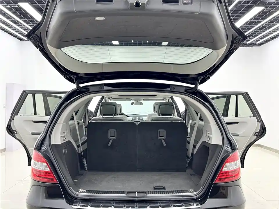 Mercedes-Benz R-class