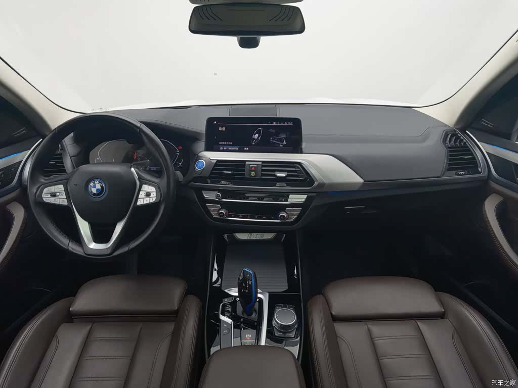 BMW iX3, 2021 все фото