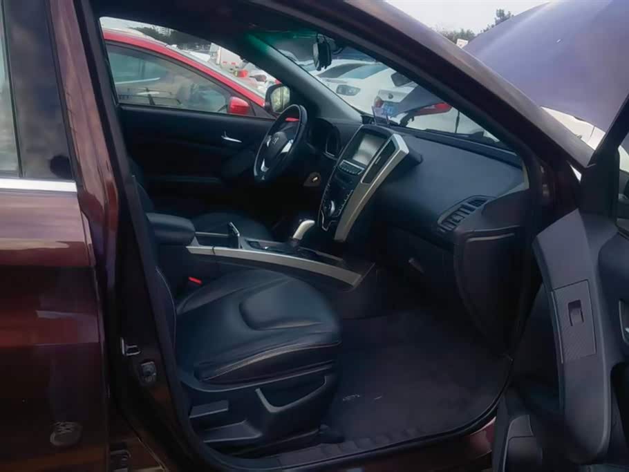 Luxgen Excellent 6 SUV