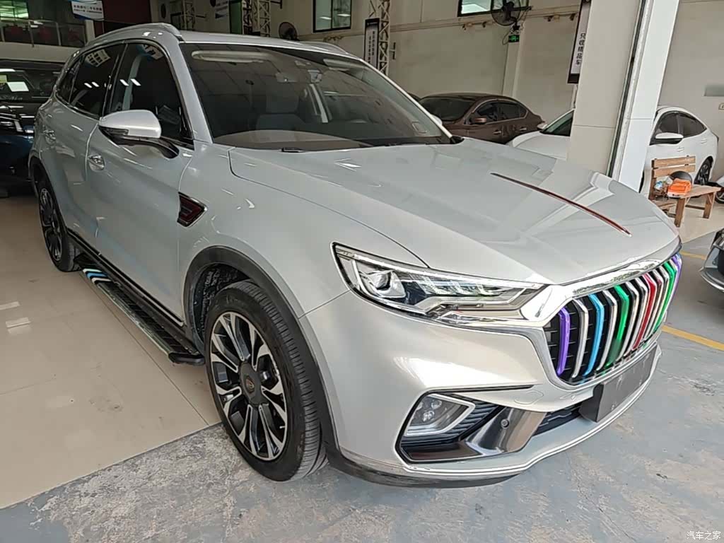 Hongqi HS5, 2019 4