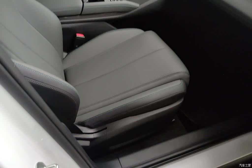 BYD Qin, 2025 8