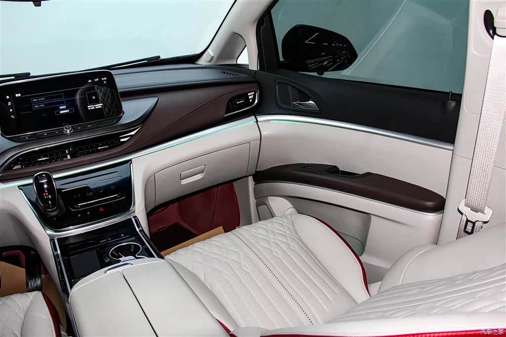 Buick GL8, 2024 25