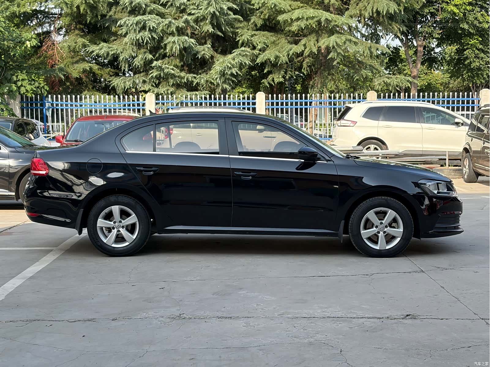 Volkswagen Lavida, 2017 16
