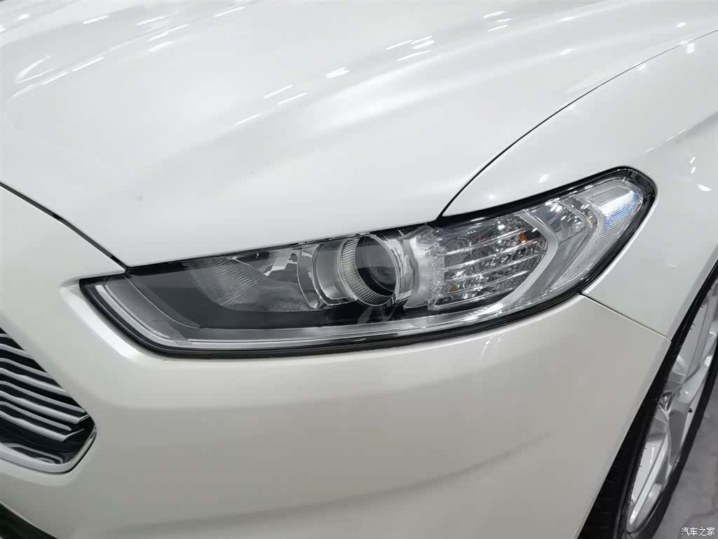 Ford Mondeo, 2014 7
