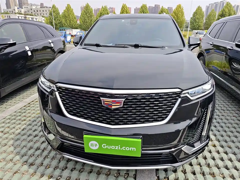 Cadillac XT6