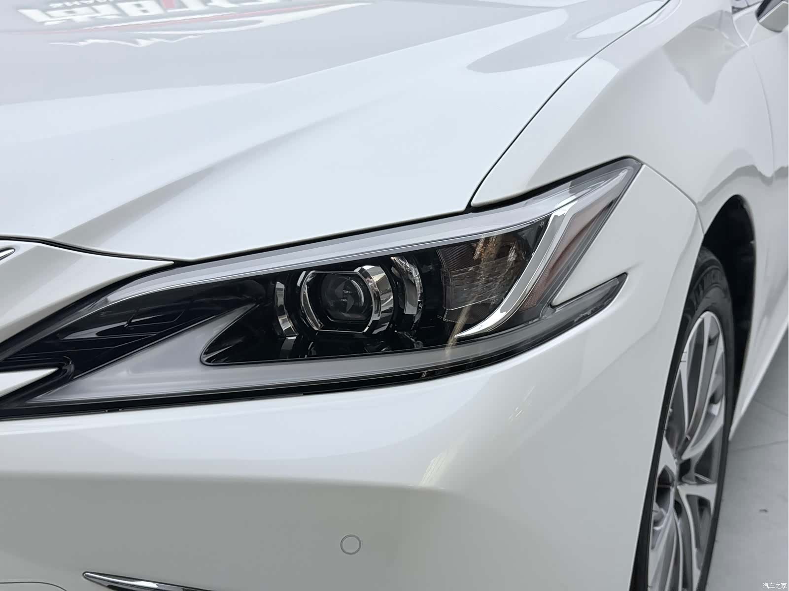 Lexus ES, 2024 8