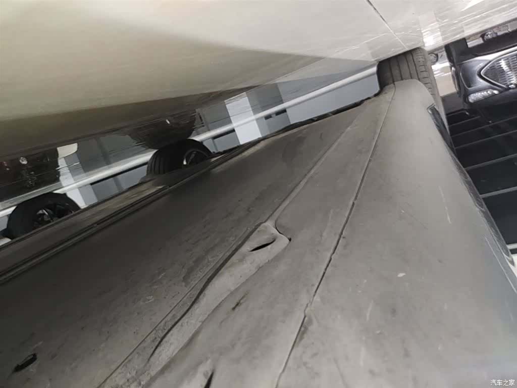 Tesla Model Y, 2022 21