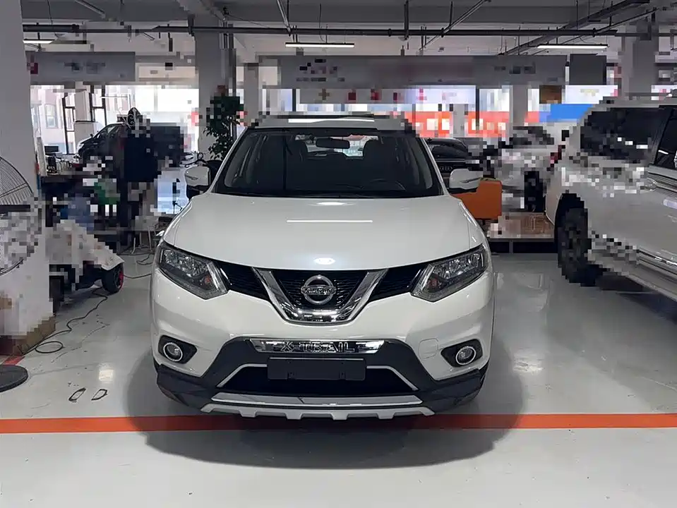 Nissan Qijun