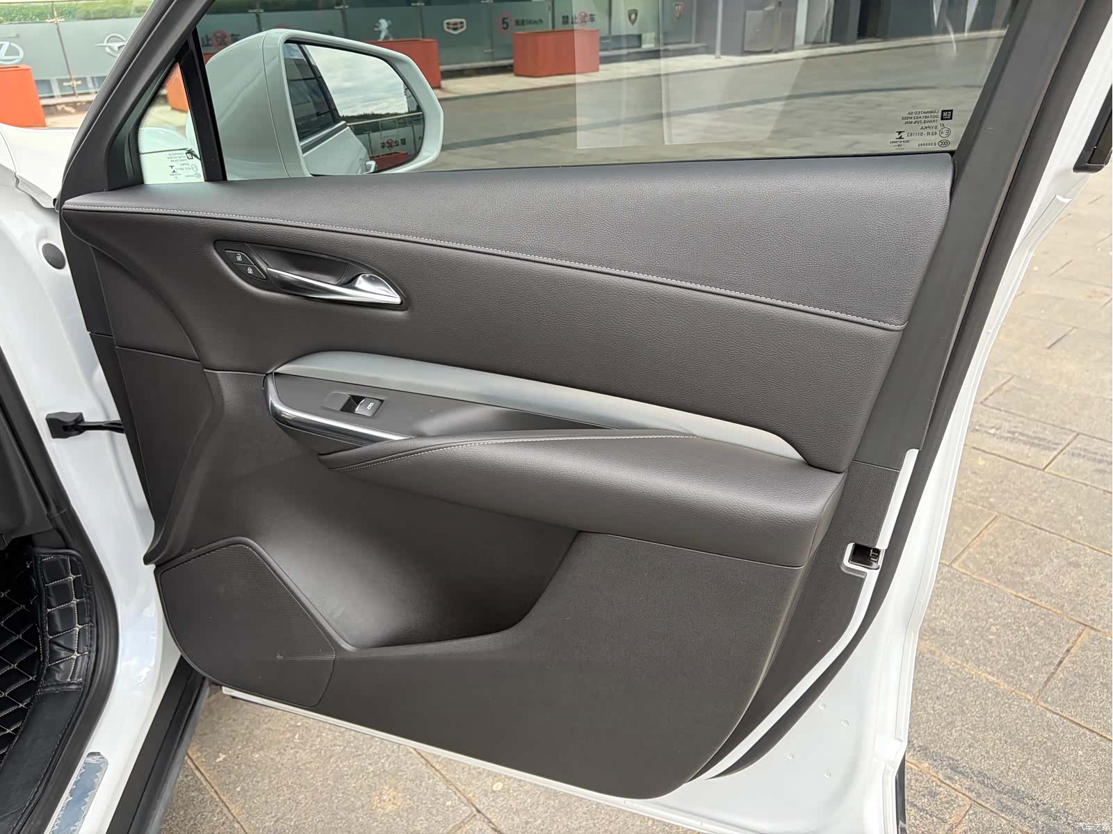 Cadillac XT4, 2019 12