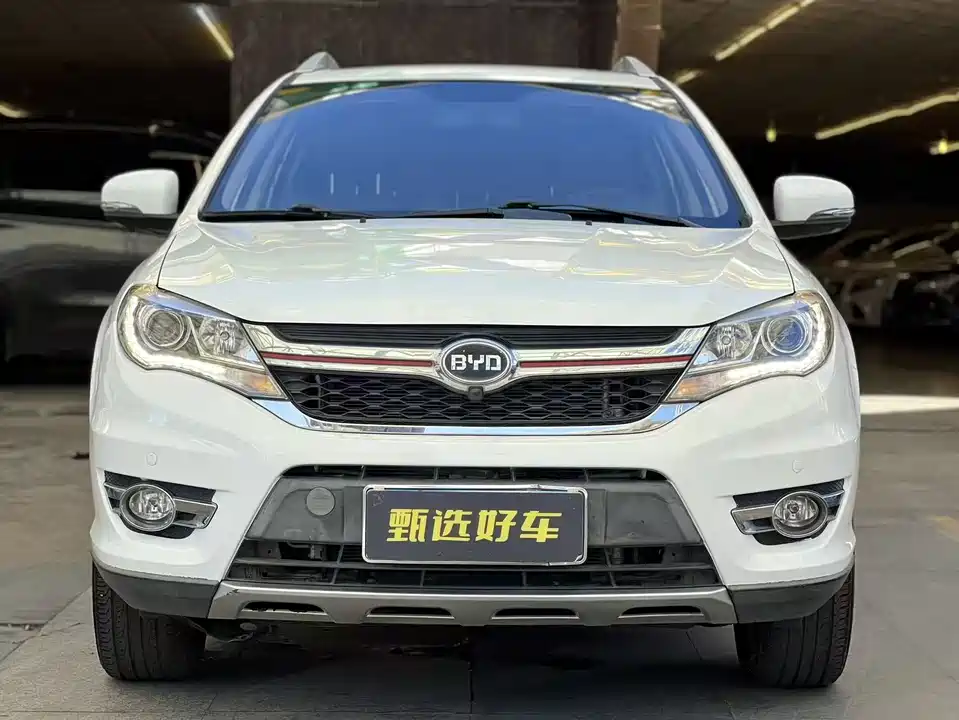 BYD S7