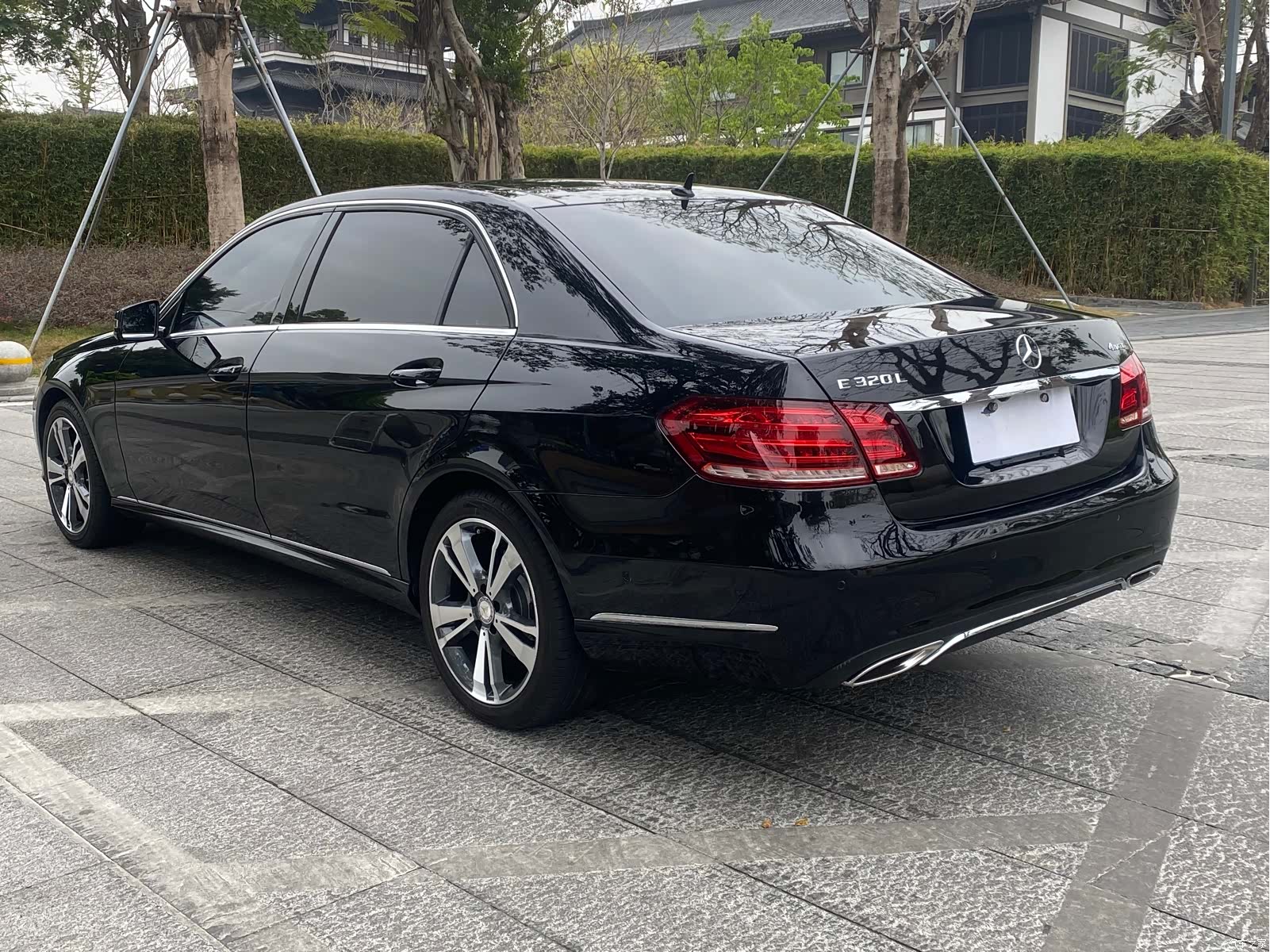 Mercedes-Benz E-Class, 2014 24