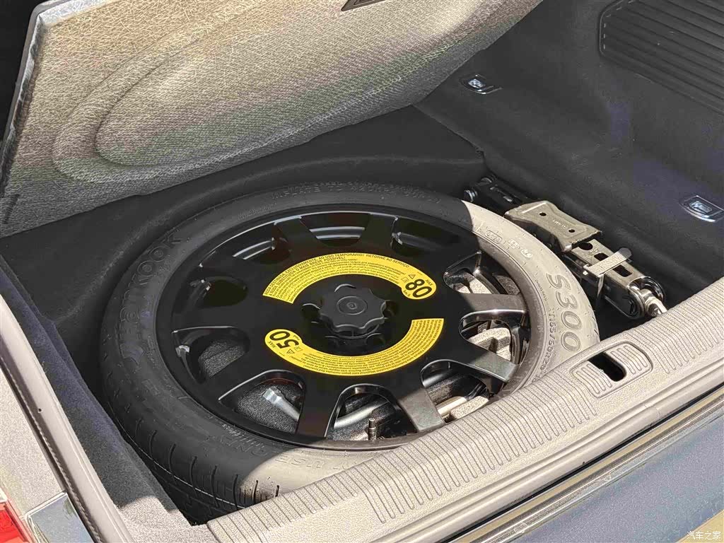 Audi A8L, 2021 31