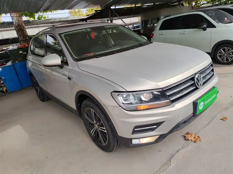 Volkswagen Tiguan L