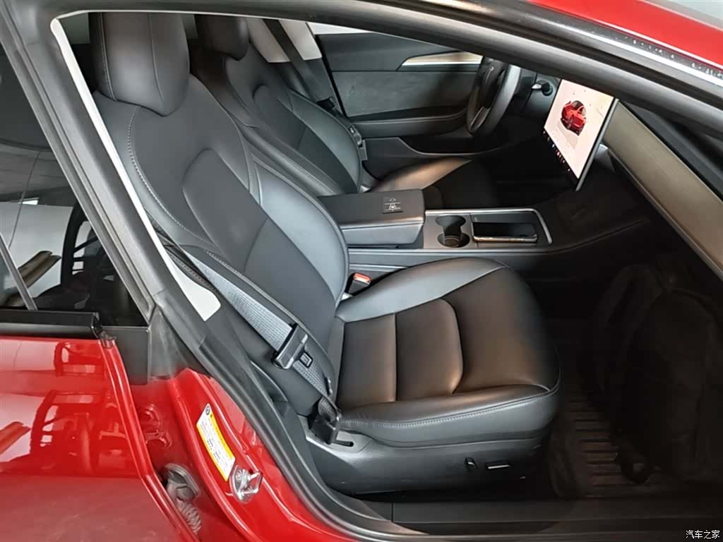 Tesla Model 3, 2022 25