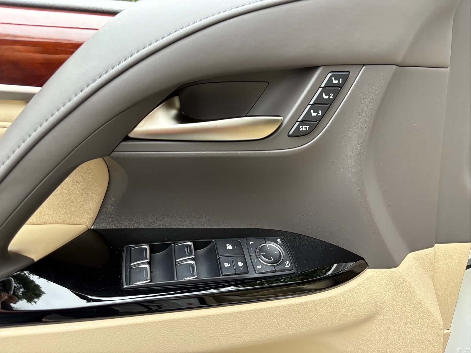 Lexus LX, 2016 6