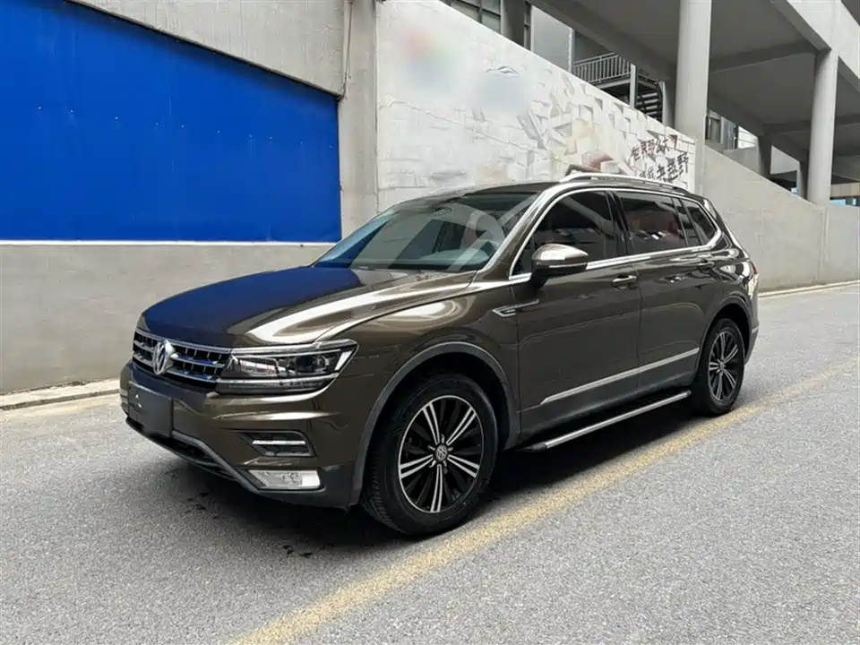 Volkswagen Tiguan L