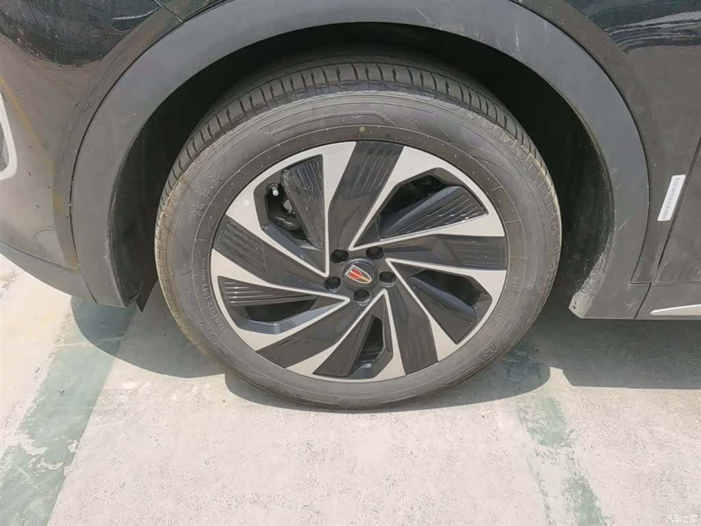 Hongqi HS7, 2024 23
