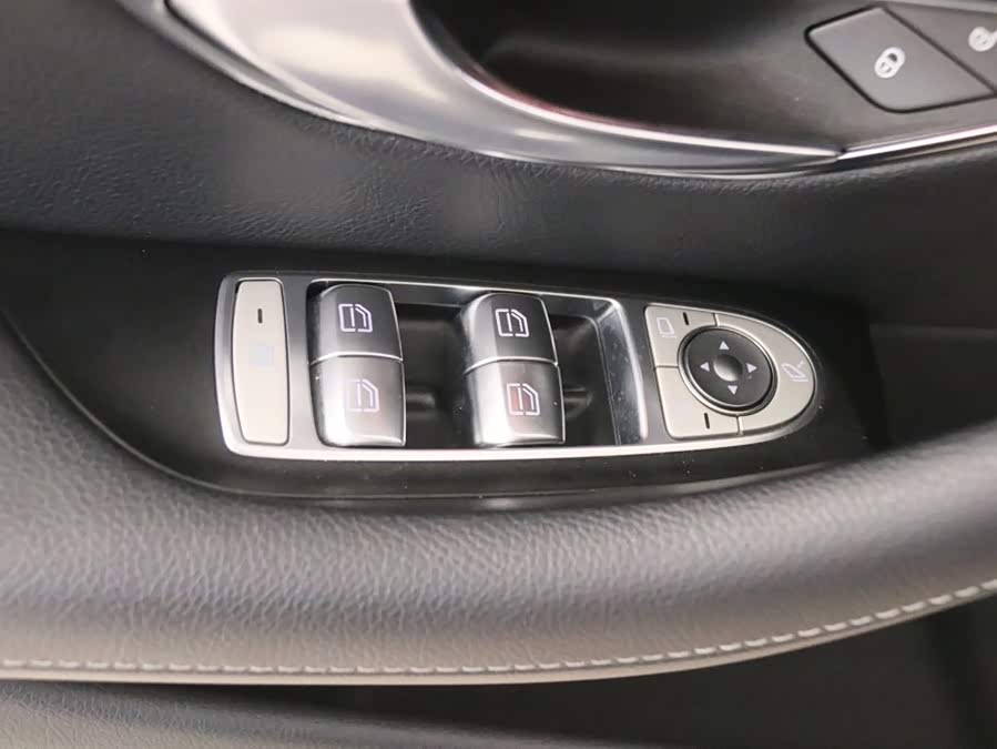 Mercedes-Benz E-Class 2018, фото 14