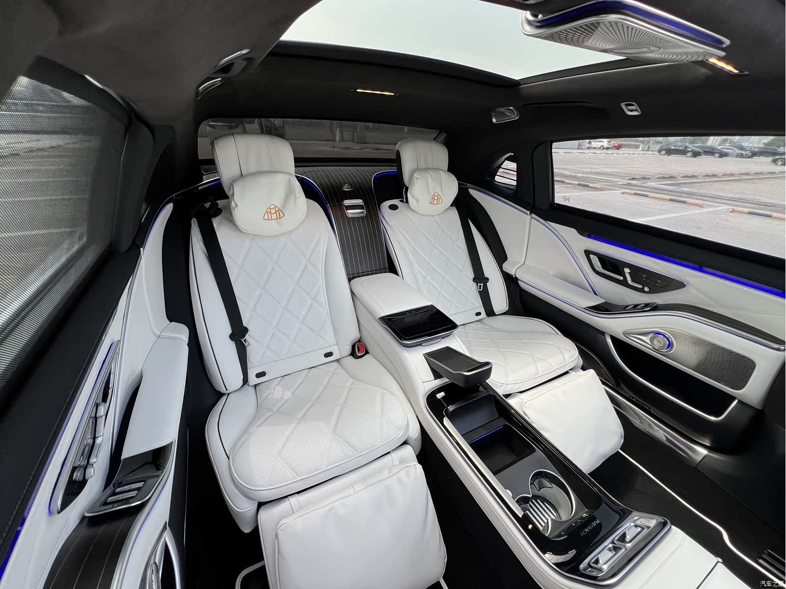 Maybach S-Class, 2024 12