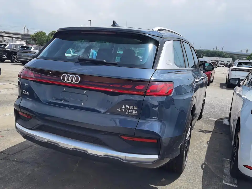 Audi Q6