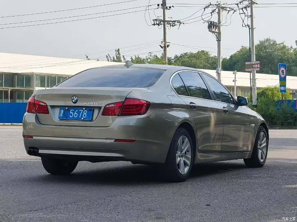 BMW 5 Series, 2011 4