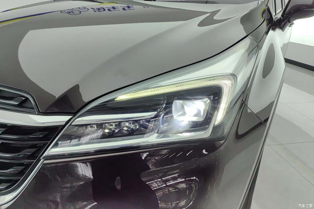 Buick Envision Plus, 2020 все фото