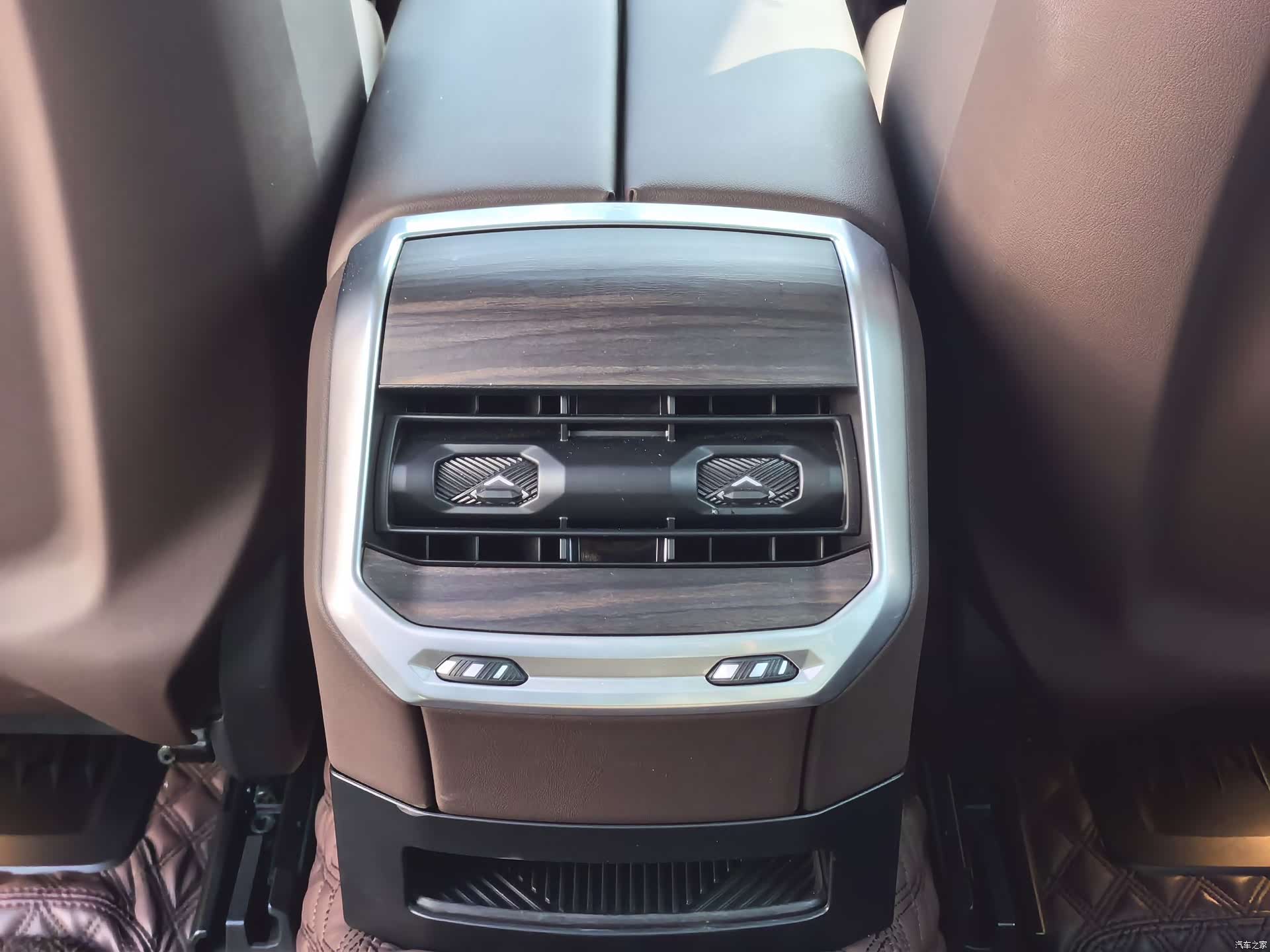 BMW 7 Series, 2024 15