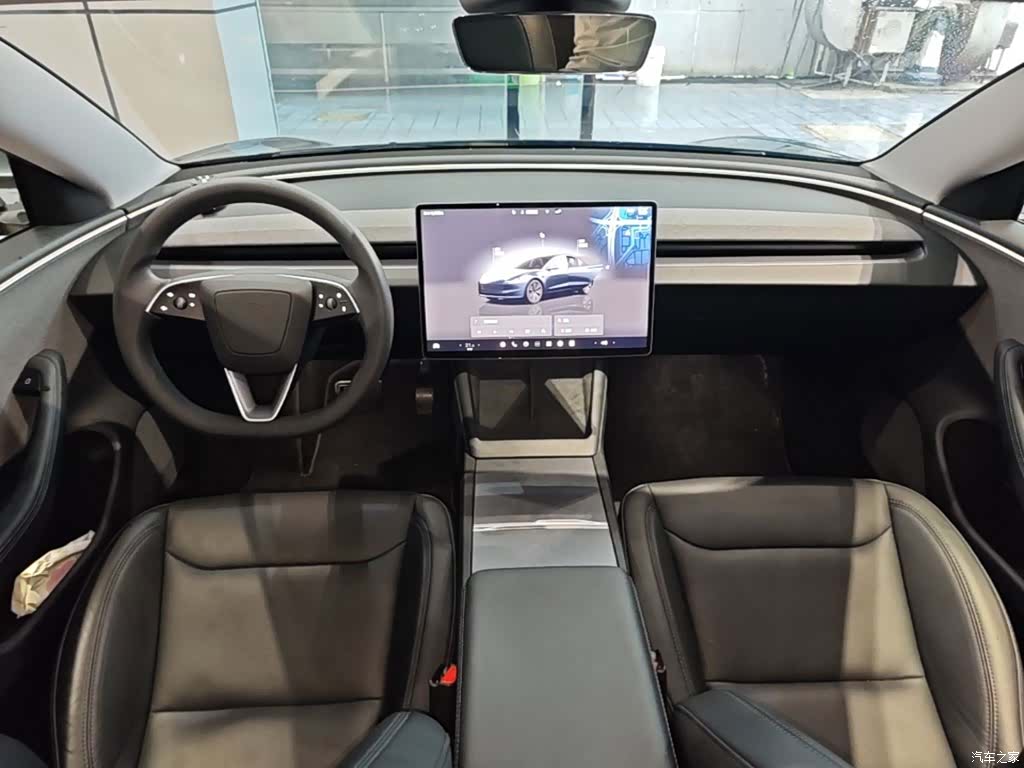 Tesla Model 3, 2024 10