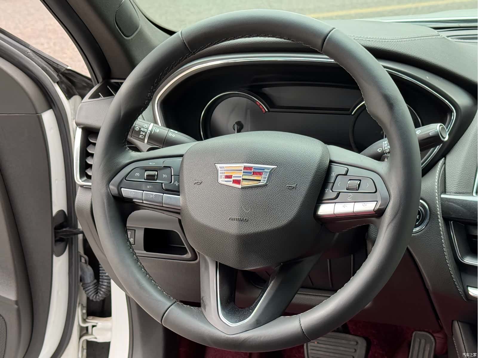 Cadillac CT5, 2022 9