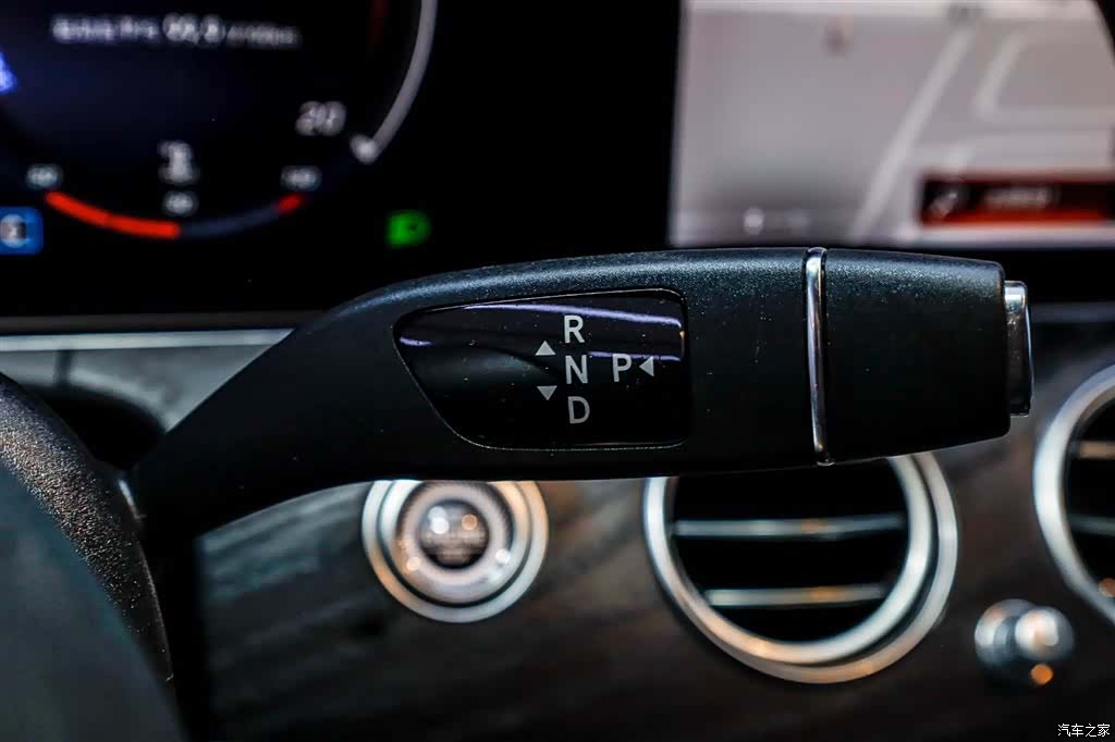Mercedes-Benz E-Class, 2021 16