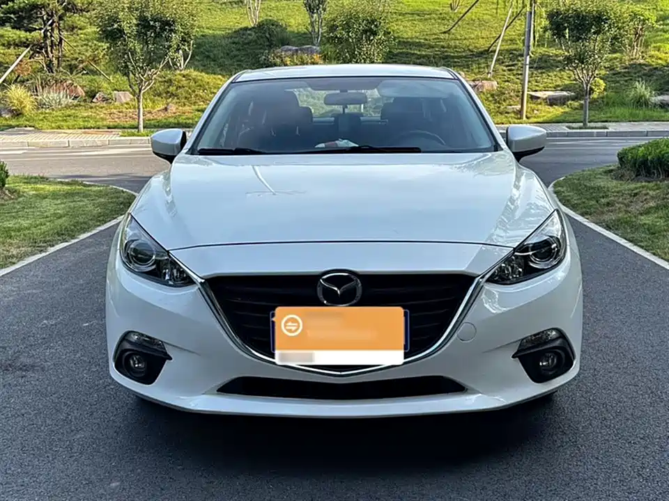 Mazda 3 Angkesaila
