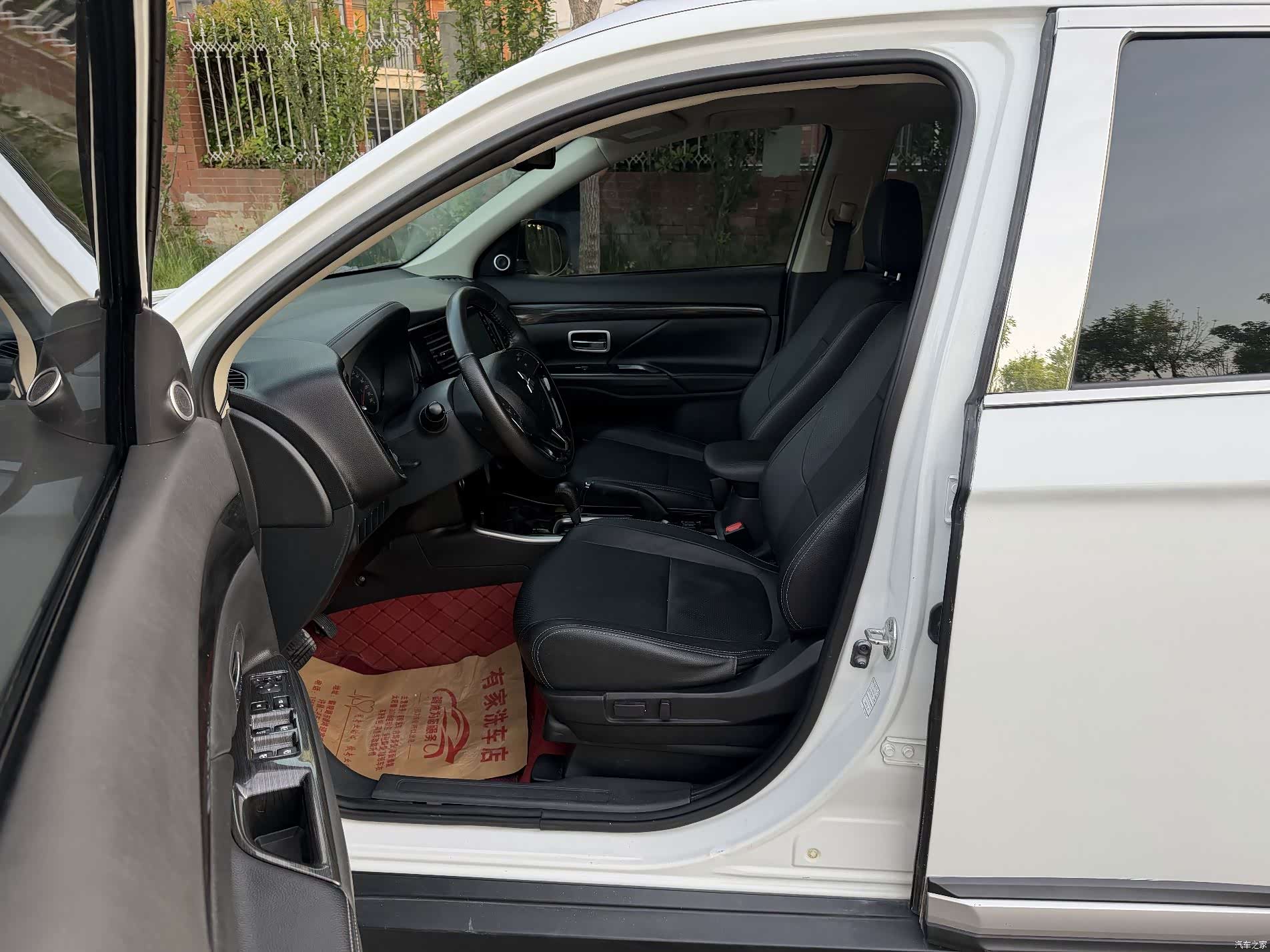 Mitsubishi Outlander, 2018 8