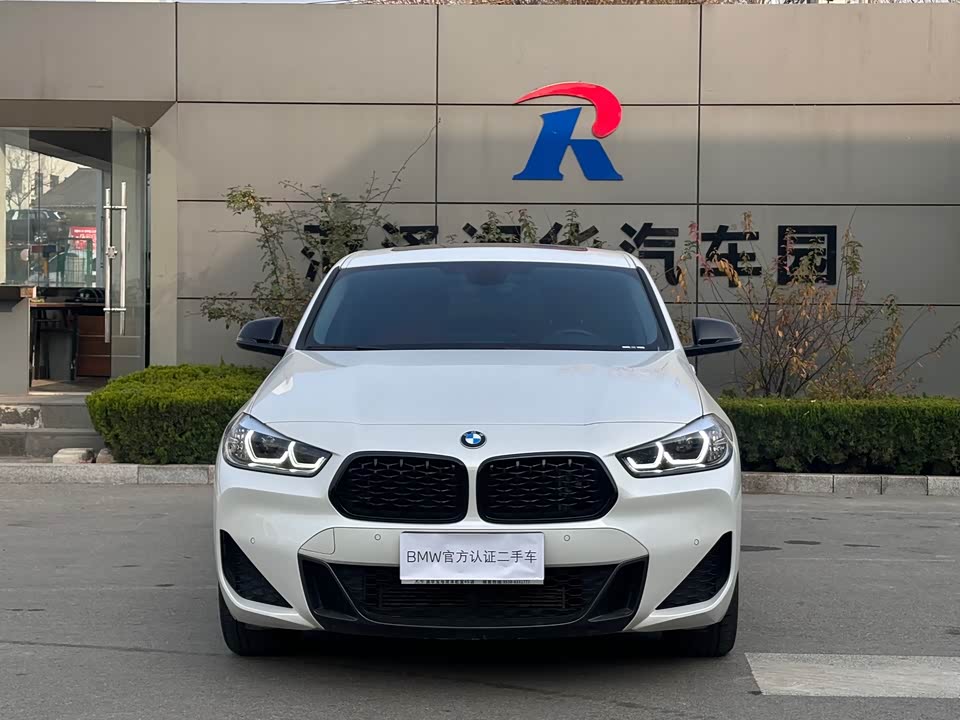 BMW X2