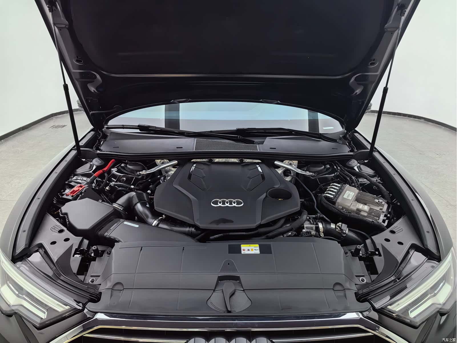 Audi A6L, 2022 8