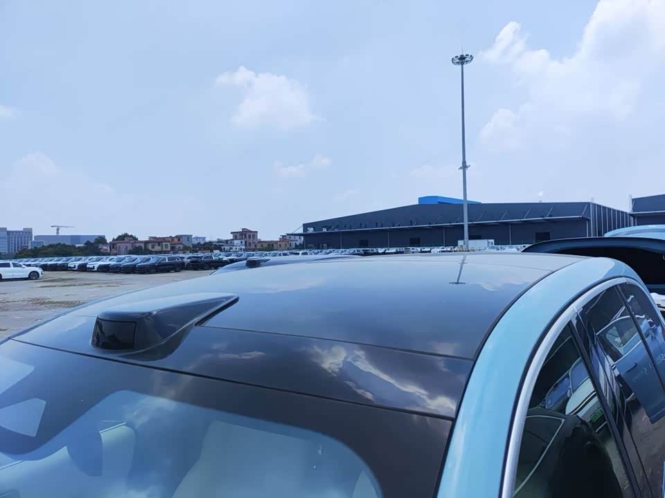 Li Auto Ideal L8