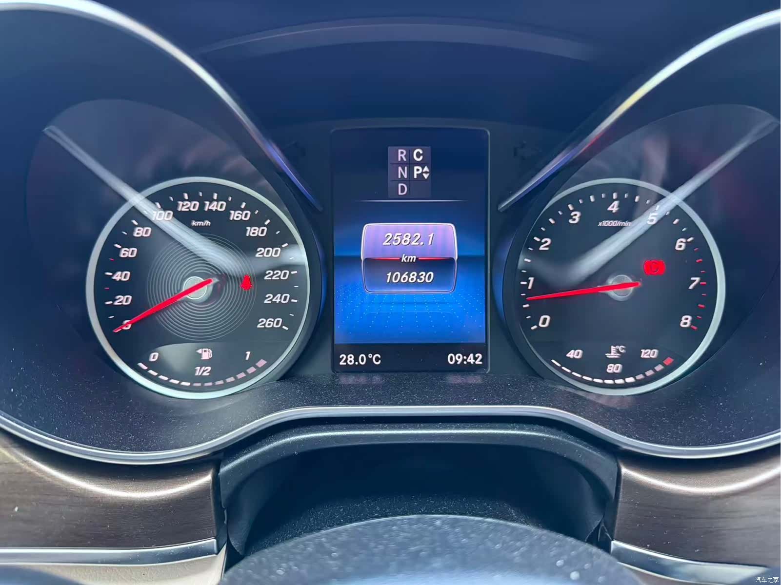 Mercedes-Benz V-Class, 2023 4