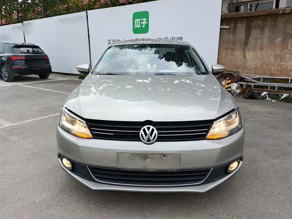 Volkswagen Sagitar