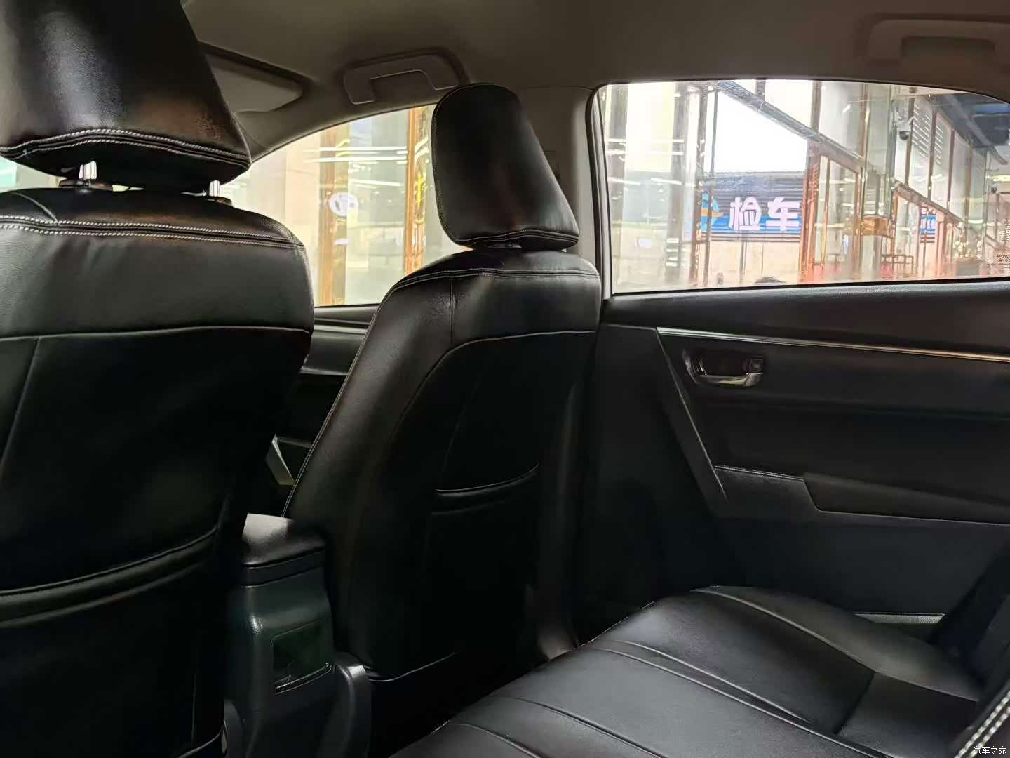 Toyota Corolla, 2017 все фото