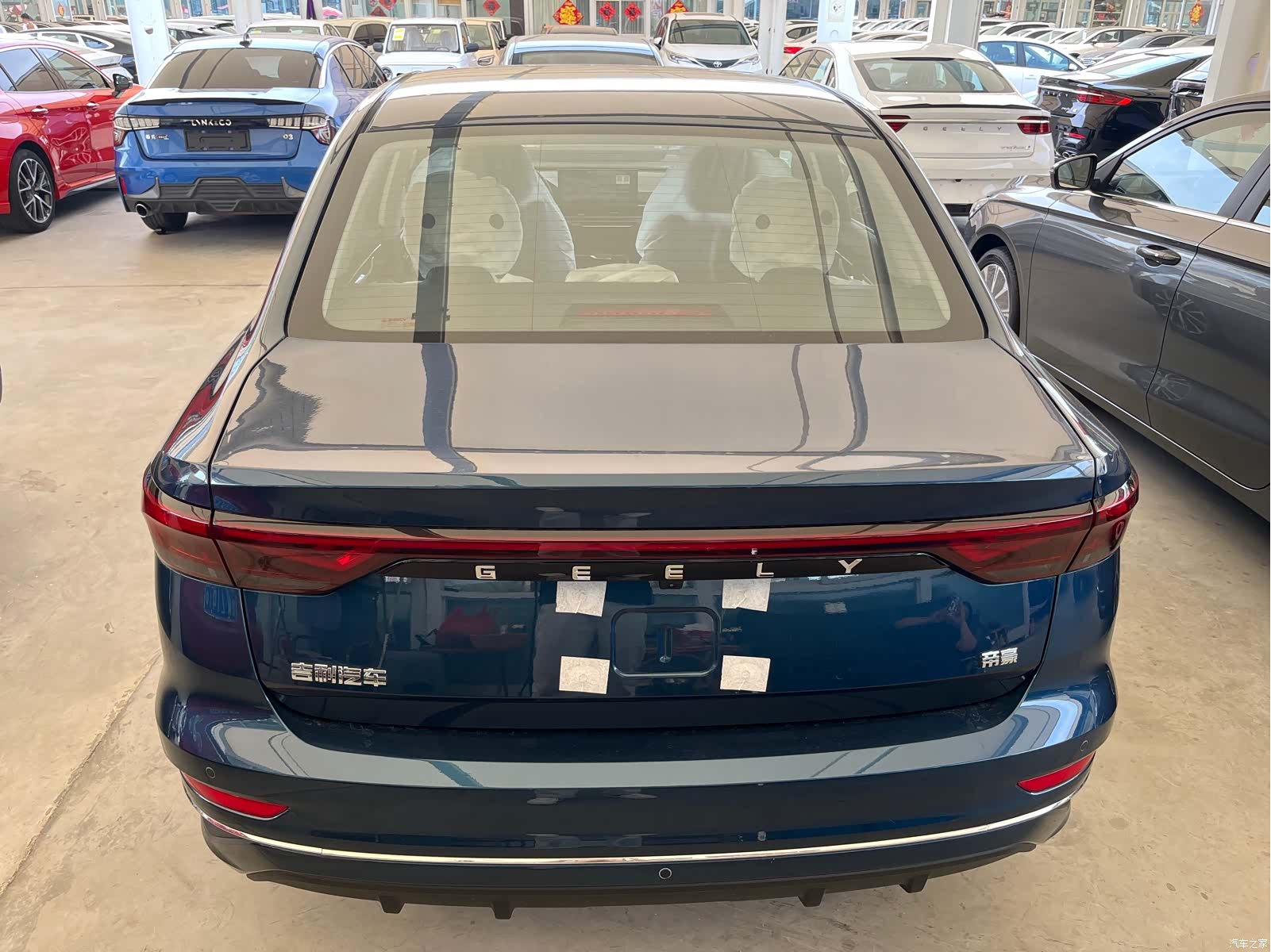 Geely Emgrand, 2026 18