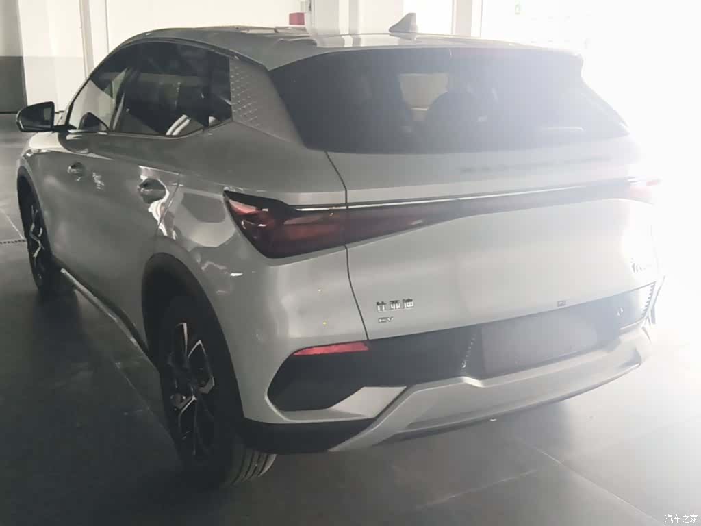 BYD Yuan, 2024 все фото