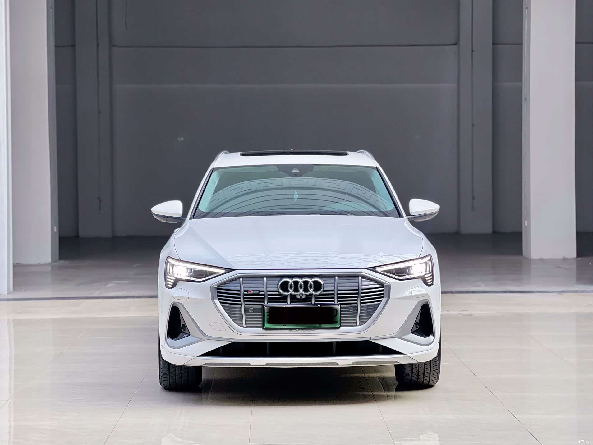 Audi e-tron, 2022 2
