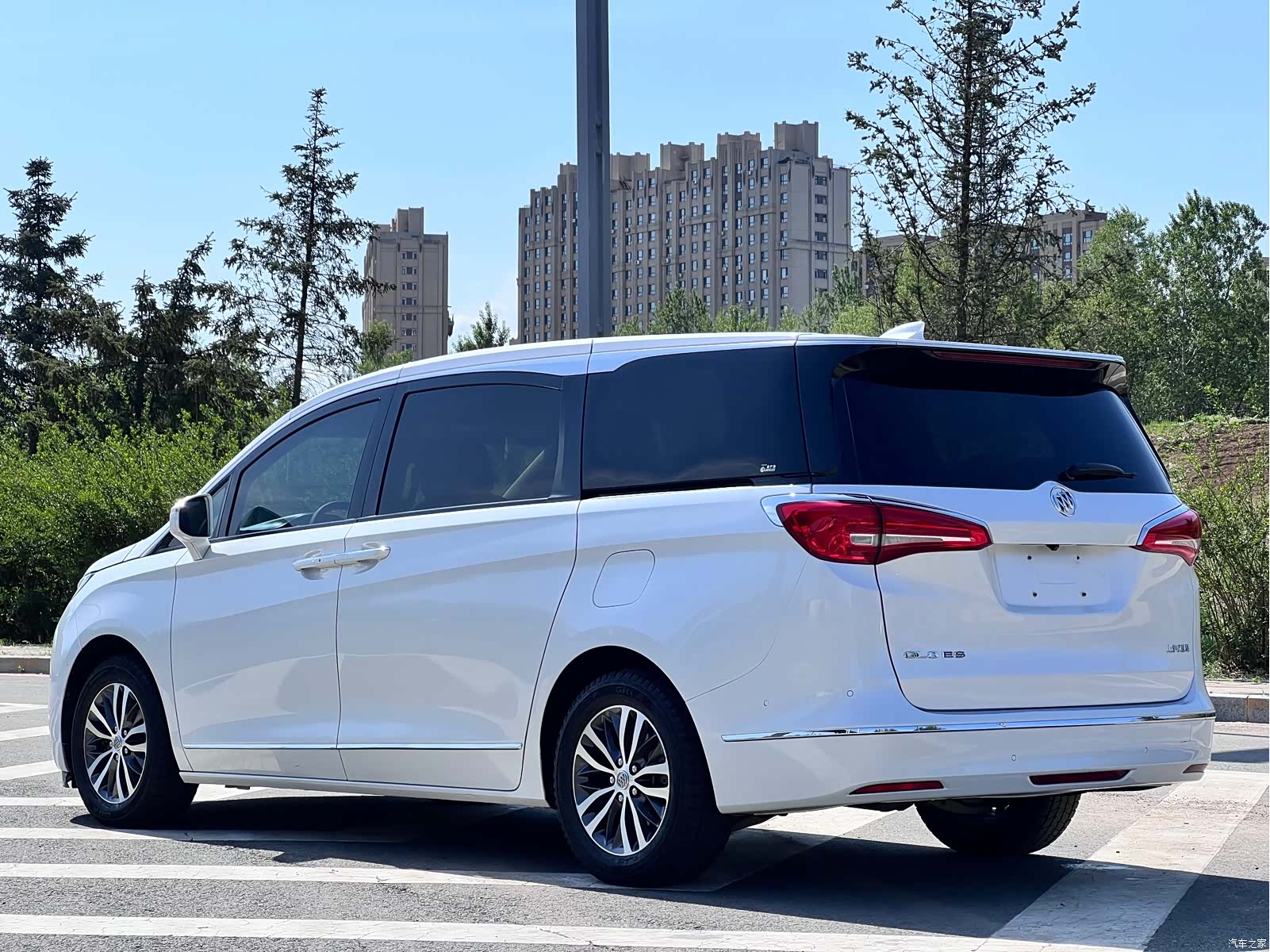 Buick GL8, 2018 12