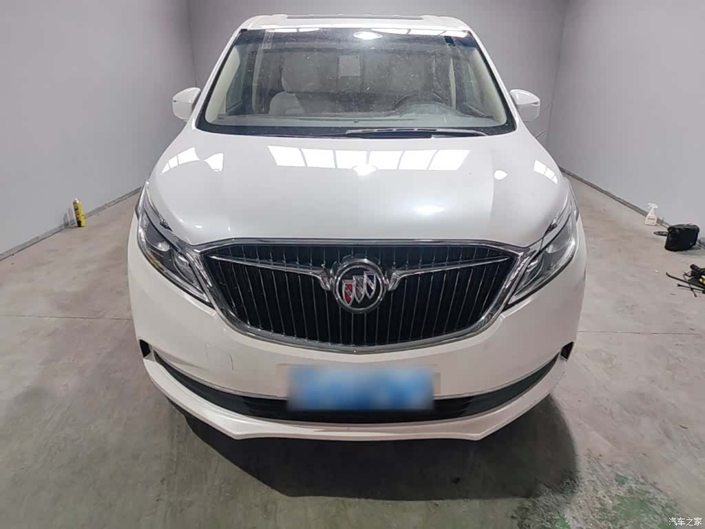Buick GL8, 2017 3