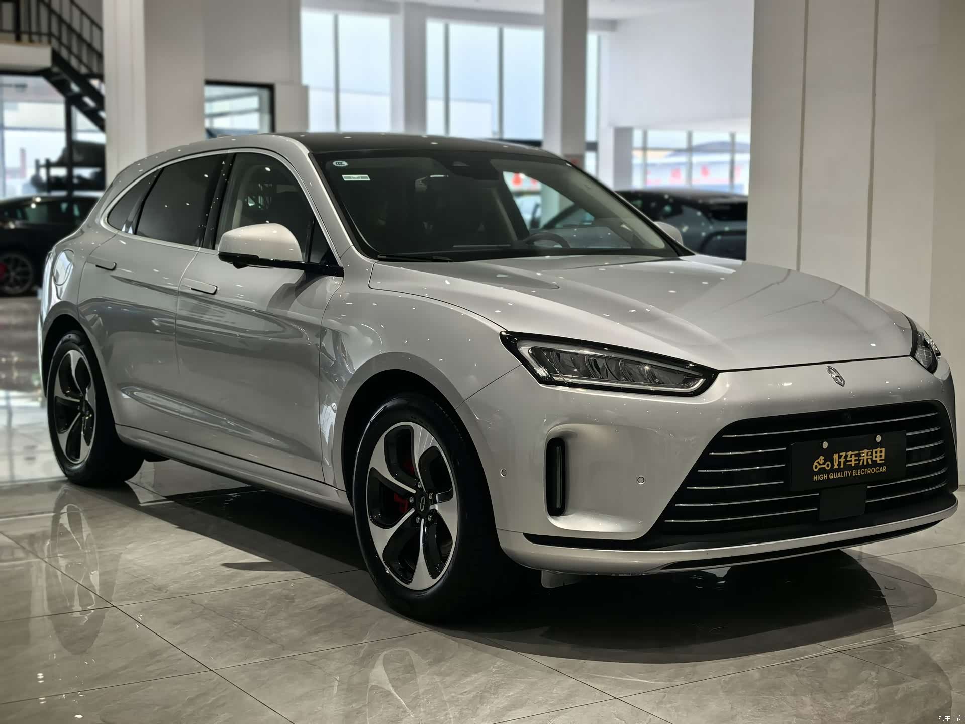 AITO M5, 2022 3