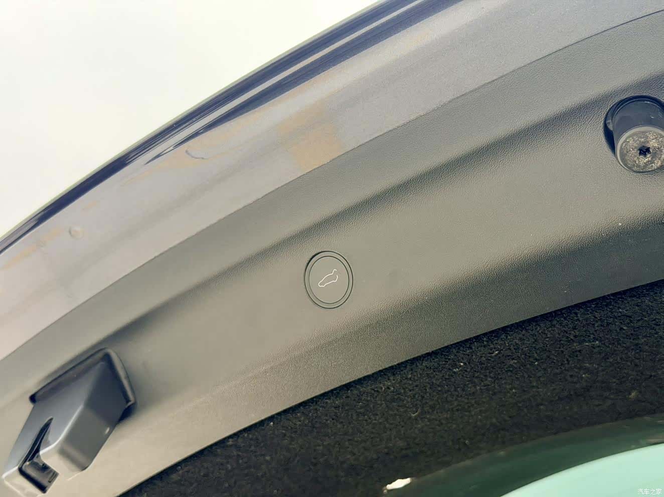 Tesla Model Y, 2021 18