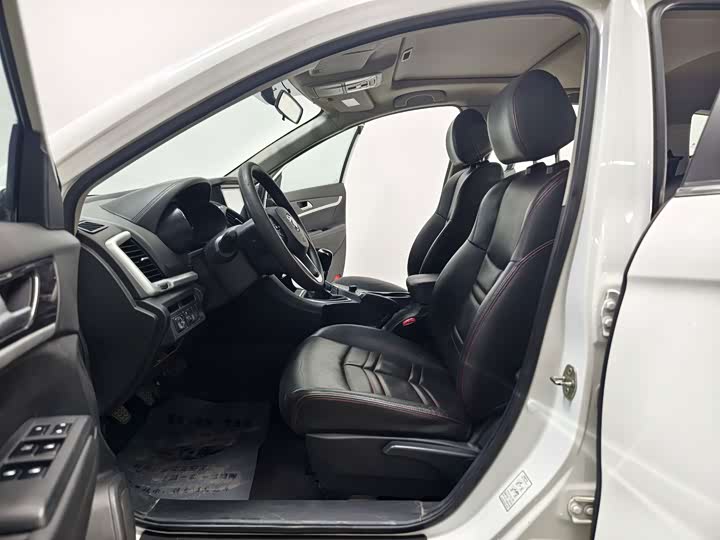 Aeolus AX7 2016 2.0L АКПП zhi yue xing