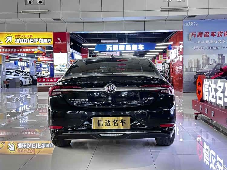 Buick LaCrosse, 2022 все фото