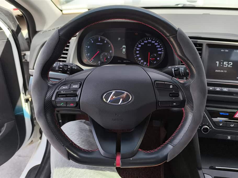 Hyundai Lead