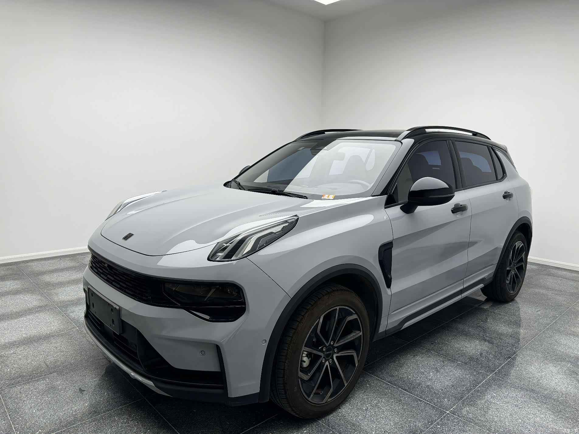 Lynk & Co 01, 2023 1